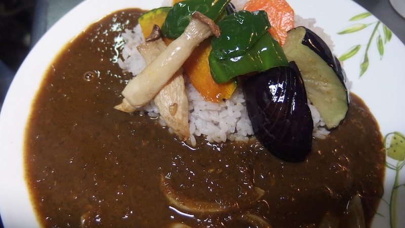 野菜食堂のカレー作り